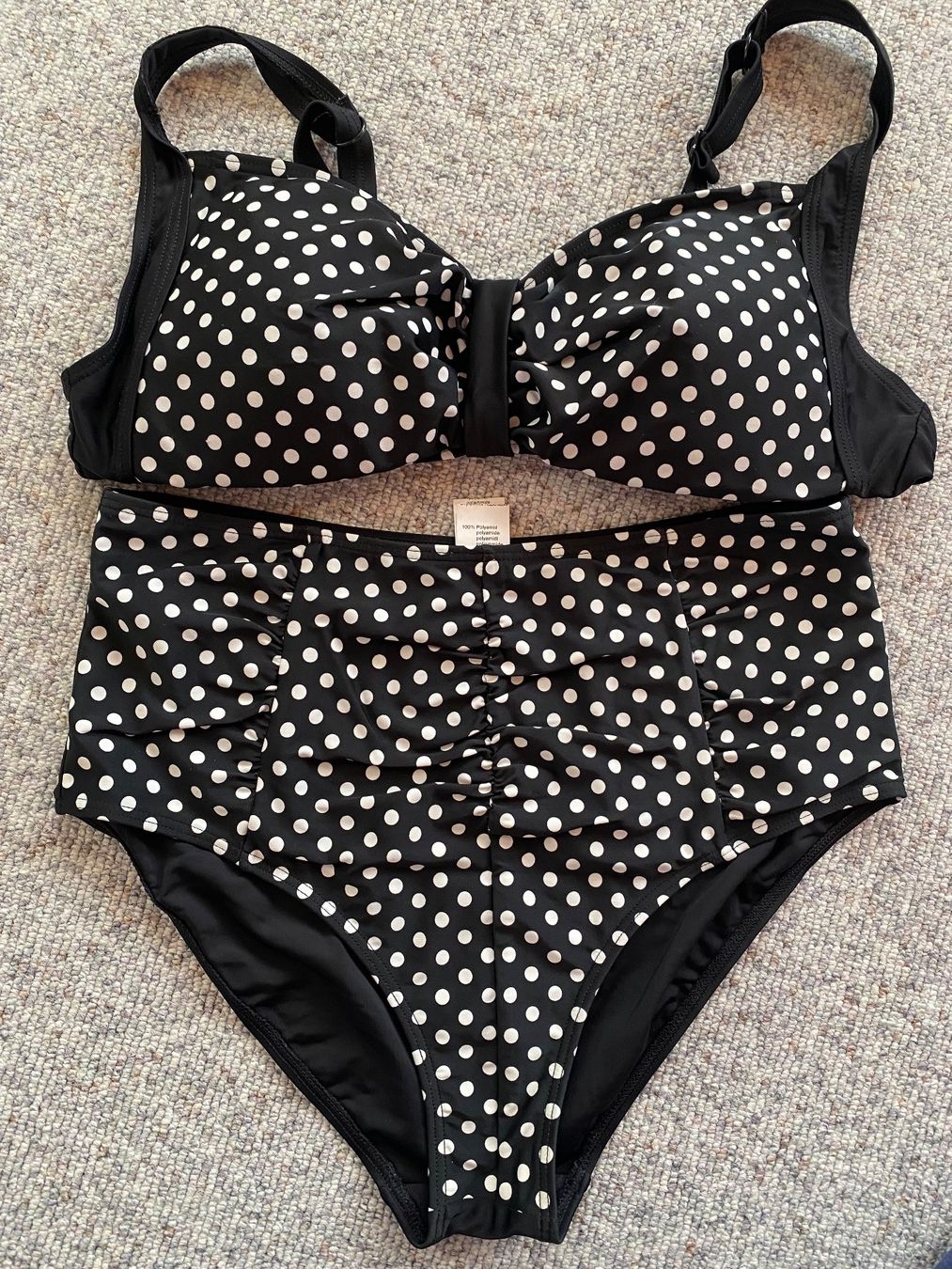 Costumi da bagno & Bikini: Bikini – Nuovo (secondo la descrizione) da Appenzell venduto da Sonnschein_
