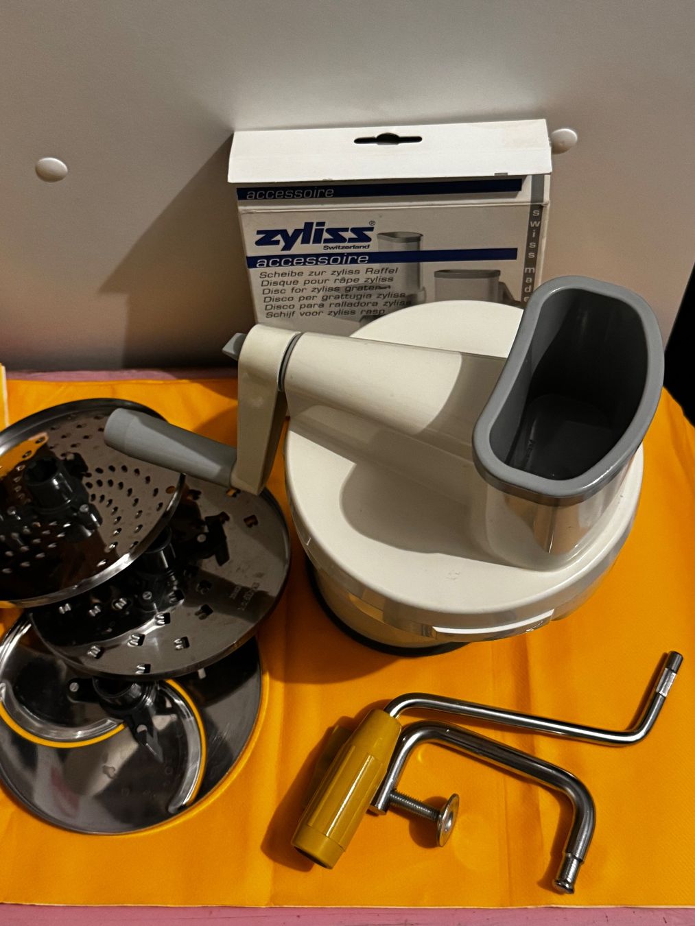 Appareils de cuisine: Zyliss älteres Modell – D'occasion à Thun par Atelier 6