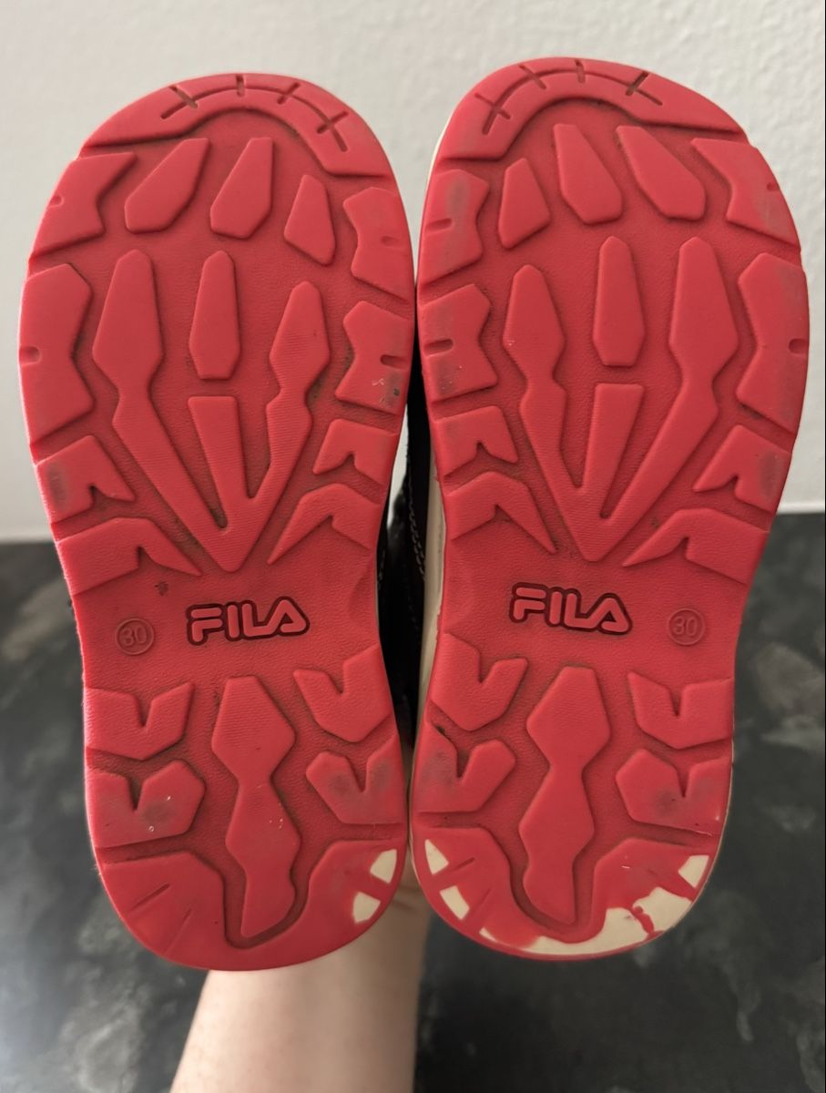 Fila Scarpe per ragazzi: Fila Schuhe Gr. 30 – Usato da Flumenthal venduto da Krajan 3