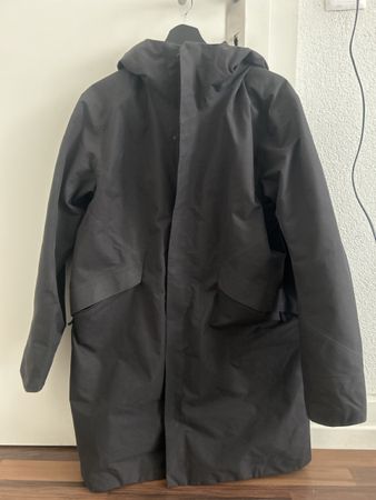 Arcteryx women’s winter shell coat L/G