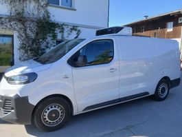 Auto Liferwagen Kühlbus Kühlauto