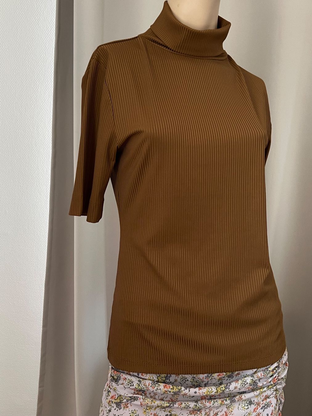 Maglioni & Felpe: My Essential Wardrobe Rollkragenpullover Gr. L  neu – Nuovo (secondo la descrizione) da Zürich venduto da ost_5sdl 3