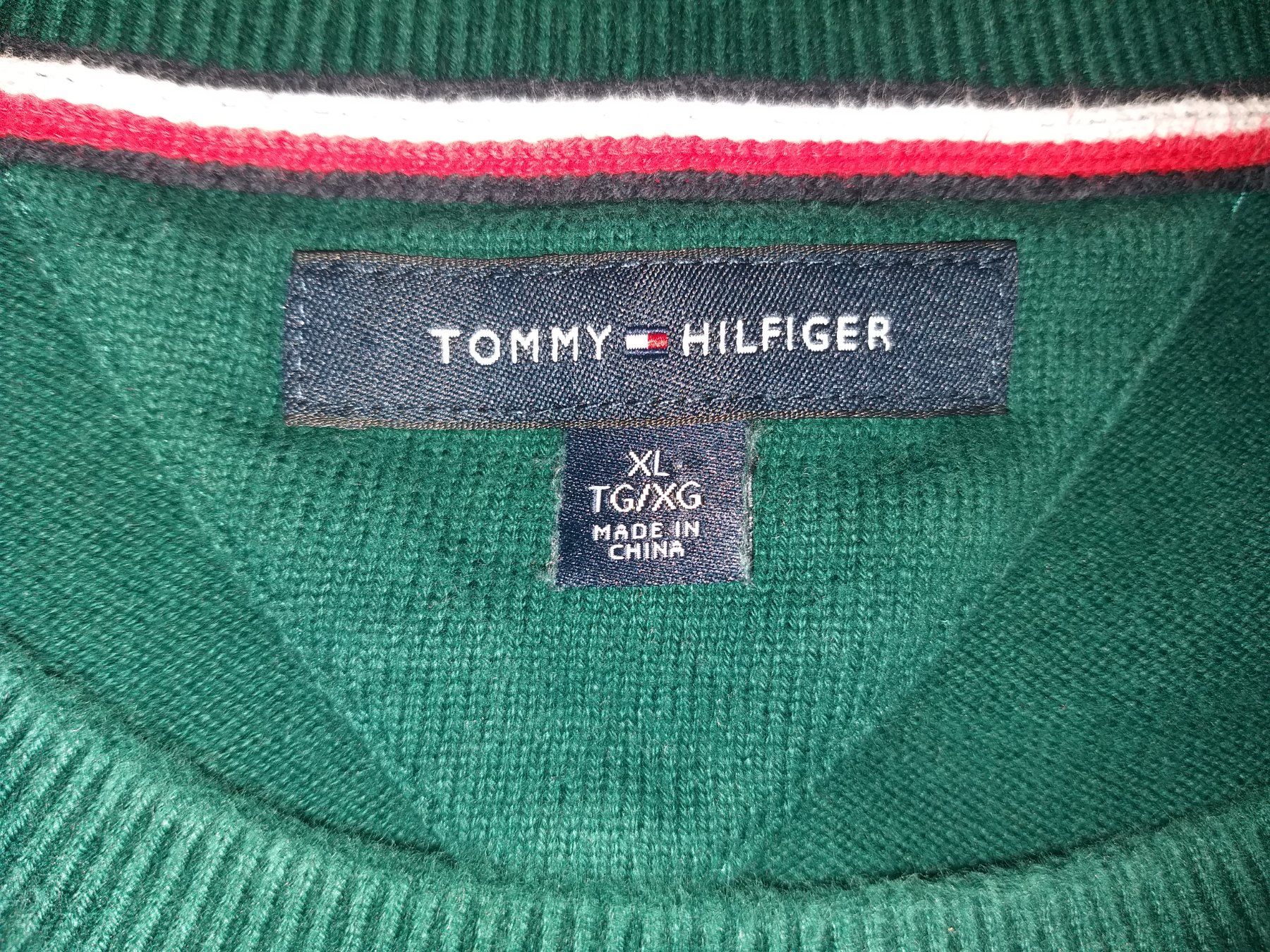 Tommy Hilfiger Maglioni & Felpe: Pullover TOMMY HILFIGER    Taille / Grosse XL – Usato da Cossonay-ville venduto da Super-Price-Quality 8