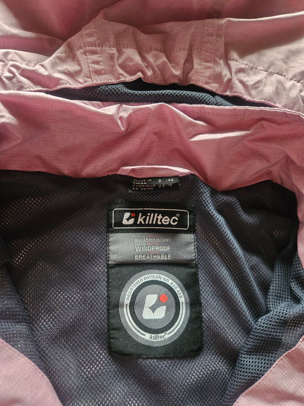 Killtec Jacken: Verkaufe Killtec Regenjacke Gr.42 – Gebraucht aus Oberhelfenschwil von tup12 4