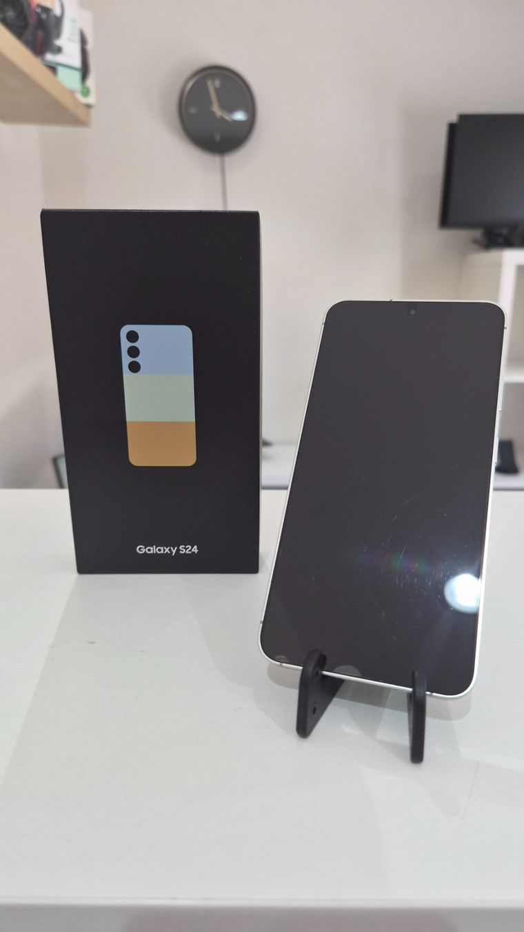 Samsung Telefoni cellulari / Smartphones: Samsung Galaxy S24 – Usato da Chatel-St-Denis venduto da Teck7 1