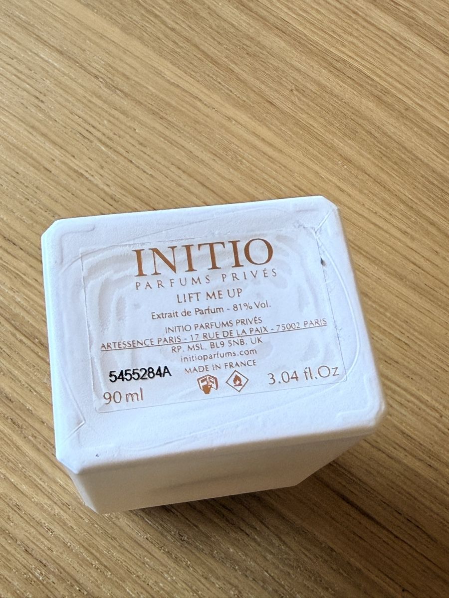 Initio Parfums & Eau de Toilette: Initio - Lift me up – D'occasion à Bern par Afia_ 2