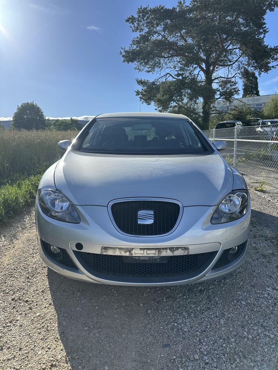 Seat Automobili: Seat Leon 2.0 TFSI – Usato da Gals venduto da aya_p7pd 1