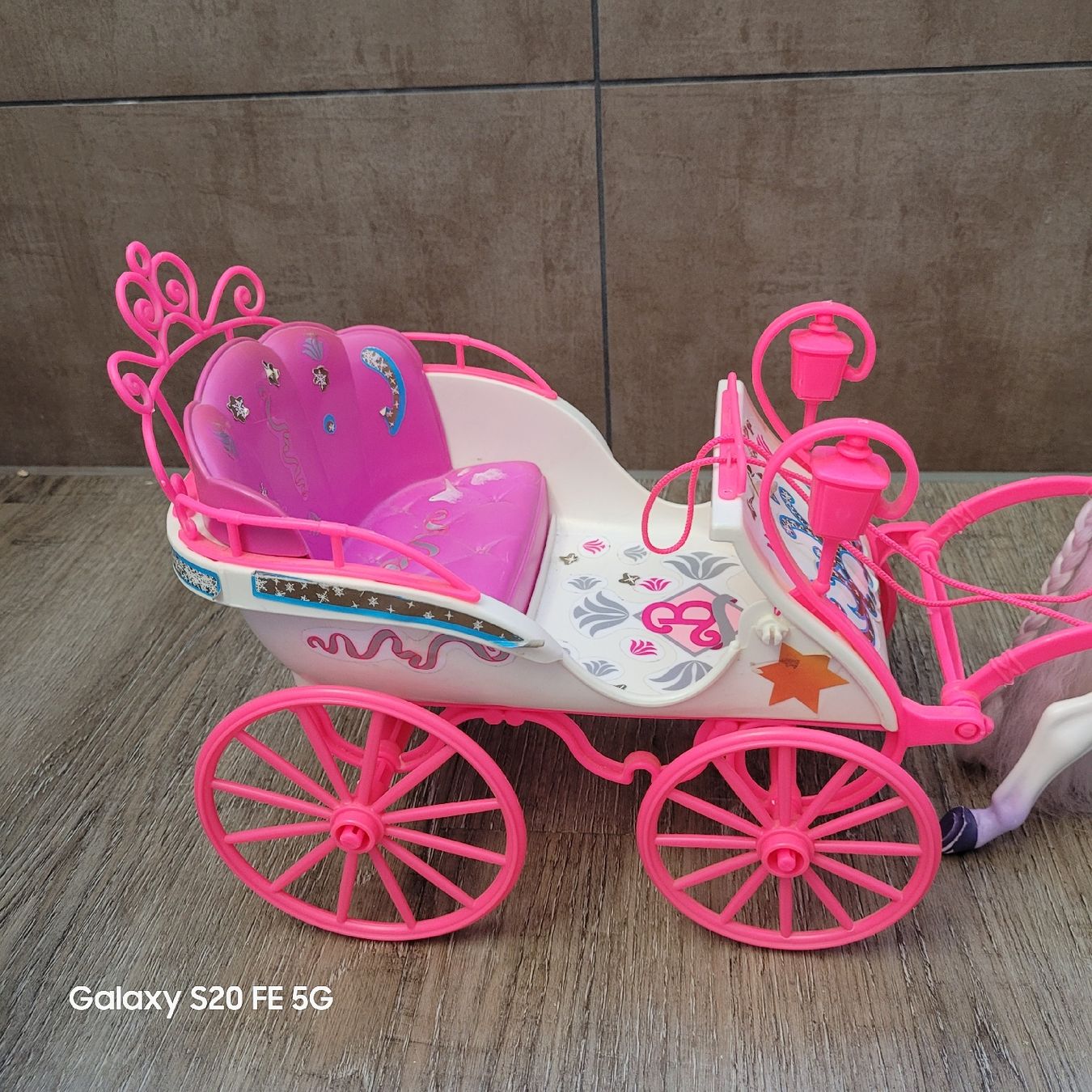 Giocattoli: Barbie Pferd Diva/Rosebud mut Kutsche – Usato da Niederbuchsiten venduto da klengyel 6