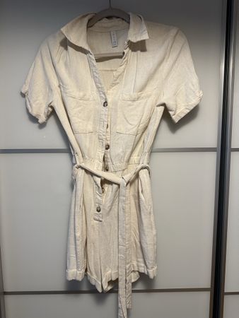 Amisu Jumpsuit kurz beige Grösse 36 guter Zustand