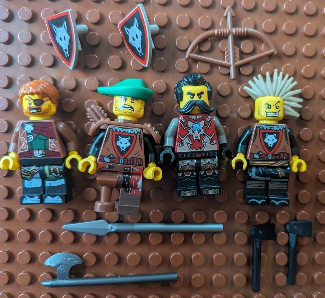 Lego Spielzeuge: Lego Castle 4 - Wolfpack Räuberbande - Eigenkreation – Gebraucht aus Hasle b. Burgdorf von fzu_p9cf 1