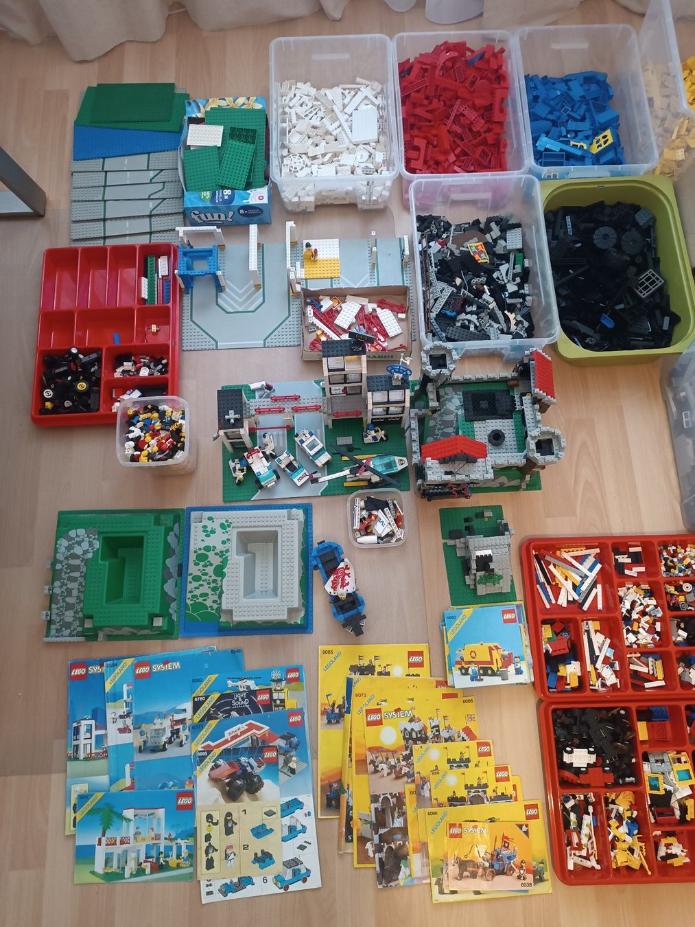 Lego Spielzeuge: Grosse LEGO Sammlung diverse Sets – Gebraucht aus Rickenbach LU von Naux 1