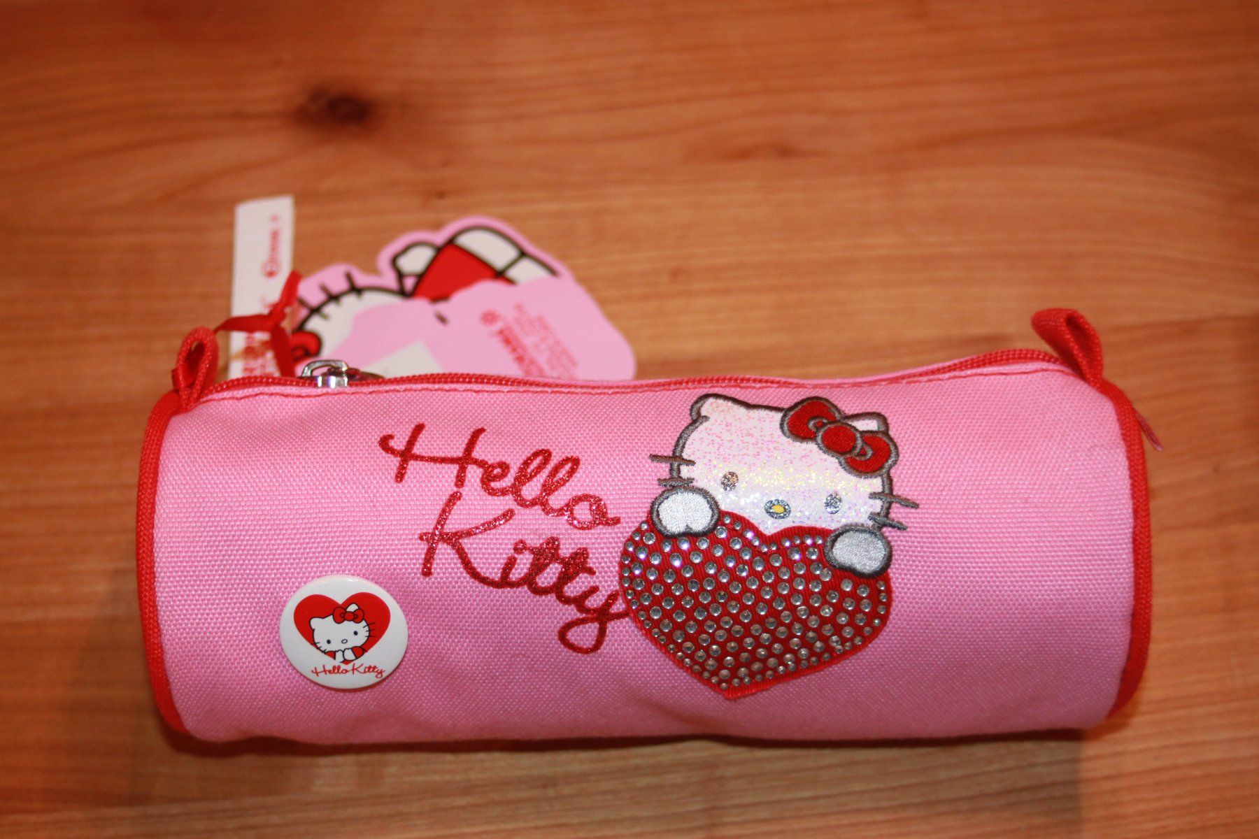 Astucci : Hello Kitty Stiftetasche Etui Schlampermäppchen Rolle – Nuovo e nell'imballaggio originale da Wenslingen venduto da Strick4Alpaca