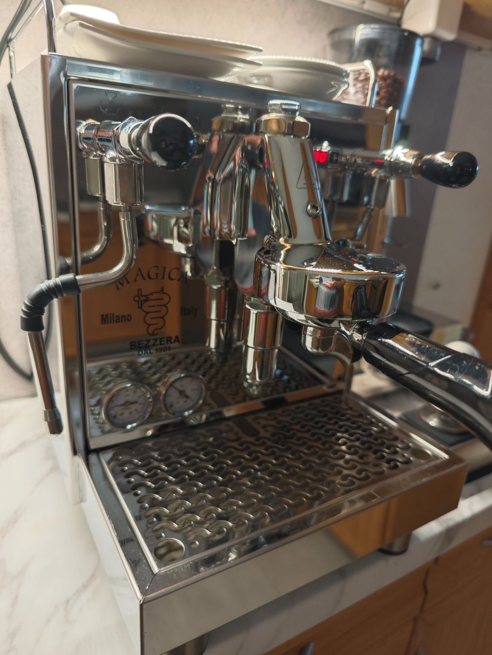 Kaffeemaschinen & Espressomaschinen: Bezzera Magica PID – Gebraucht aus Rudolfstetten von be02 1