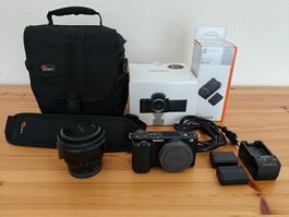 Sony ZV-E10 Neu + Sony 10-18mm f4 + Sony ACC-TRW Neu