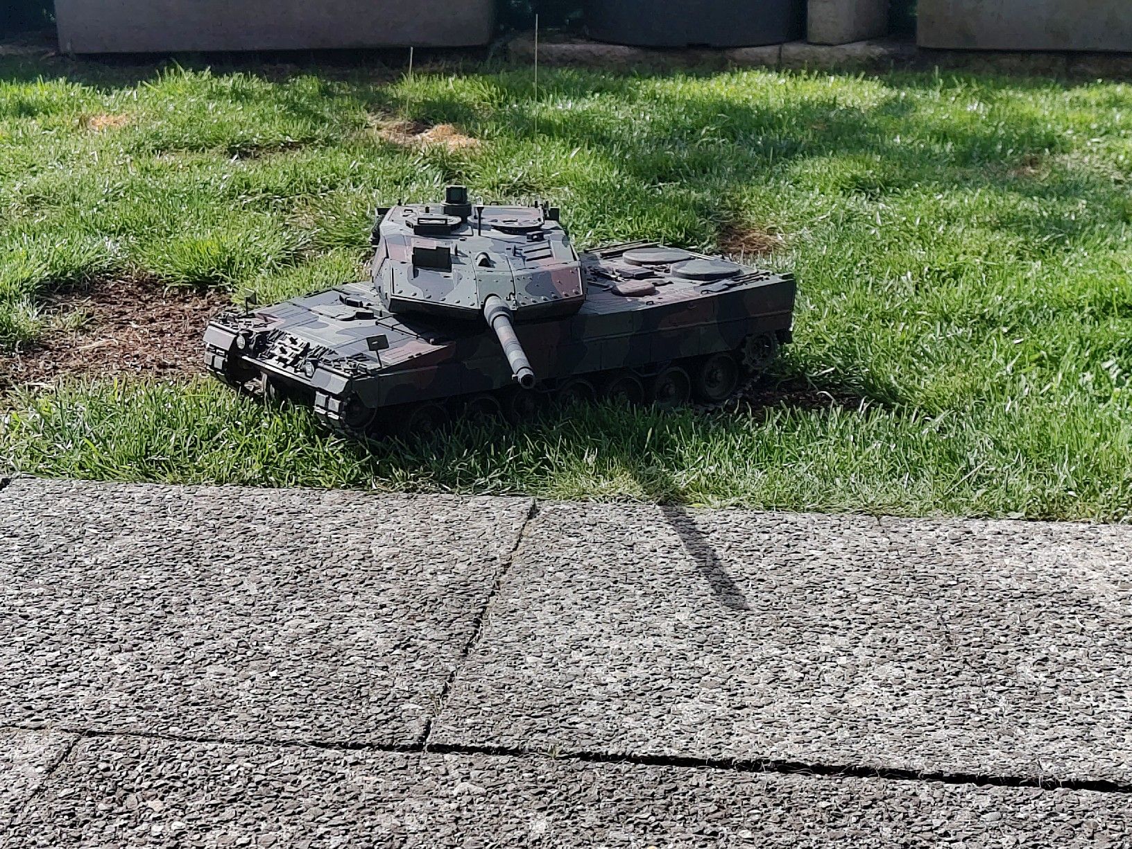 Torro Modellismo RC: Torro-Pro Version RC Panzer Leopard 2A6 – Usato da Männedorf venduto da t_mode