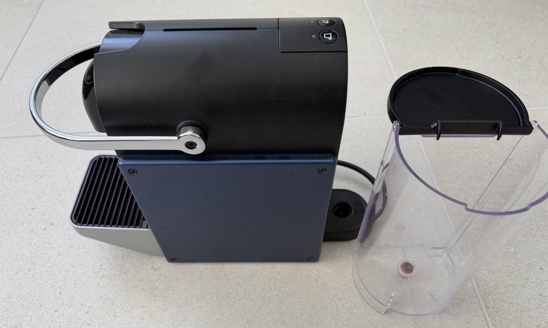 De'Longhi Macchine per caffè & Macchine per espresso: Nespresso De Longhi Pixie in Blau – Usato da Buchs ZH venduto da Mike171