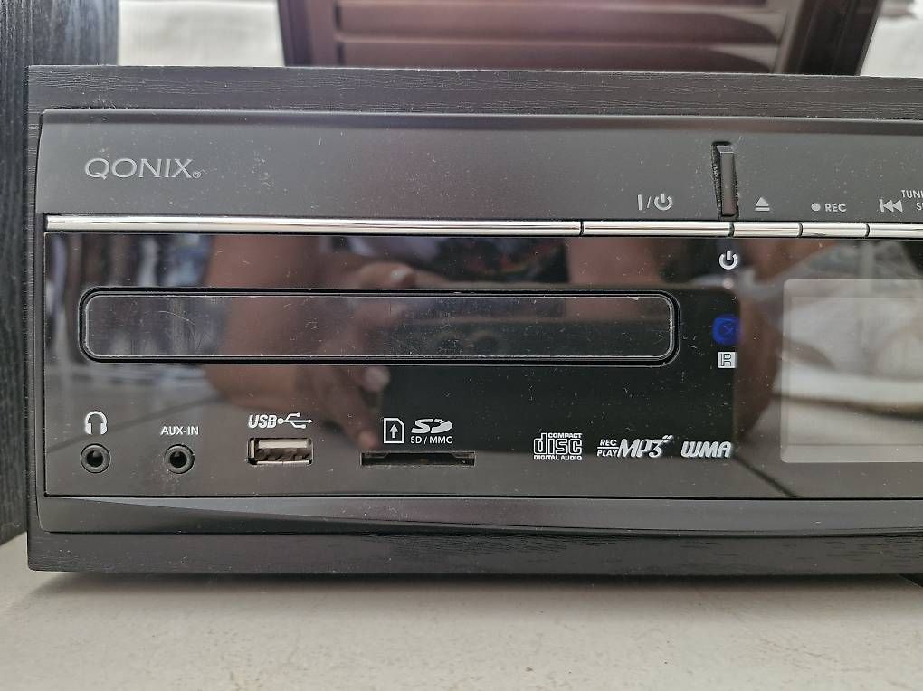 Plattenspieler: Stereo Hi-Fi compatto Qonix – Gebraucht aus Giubiasco von bar_r9hz 1