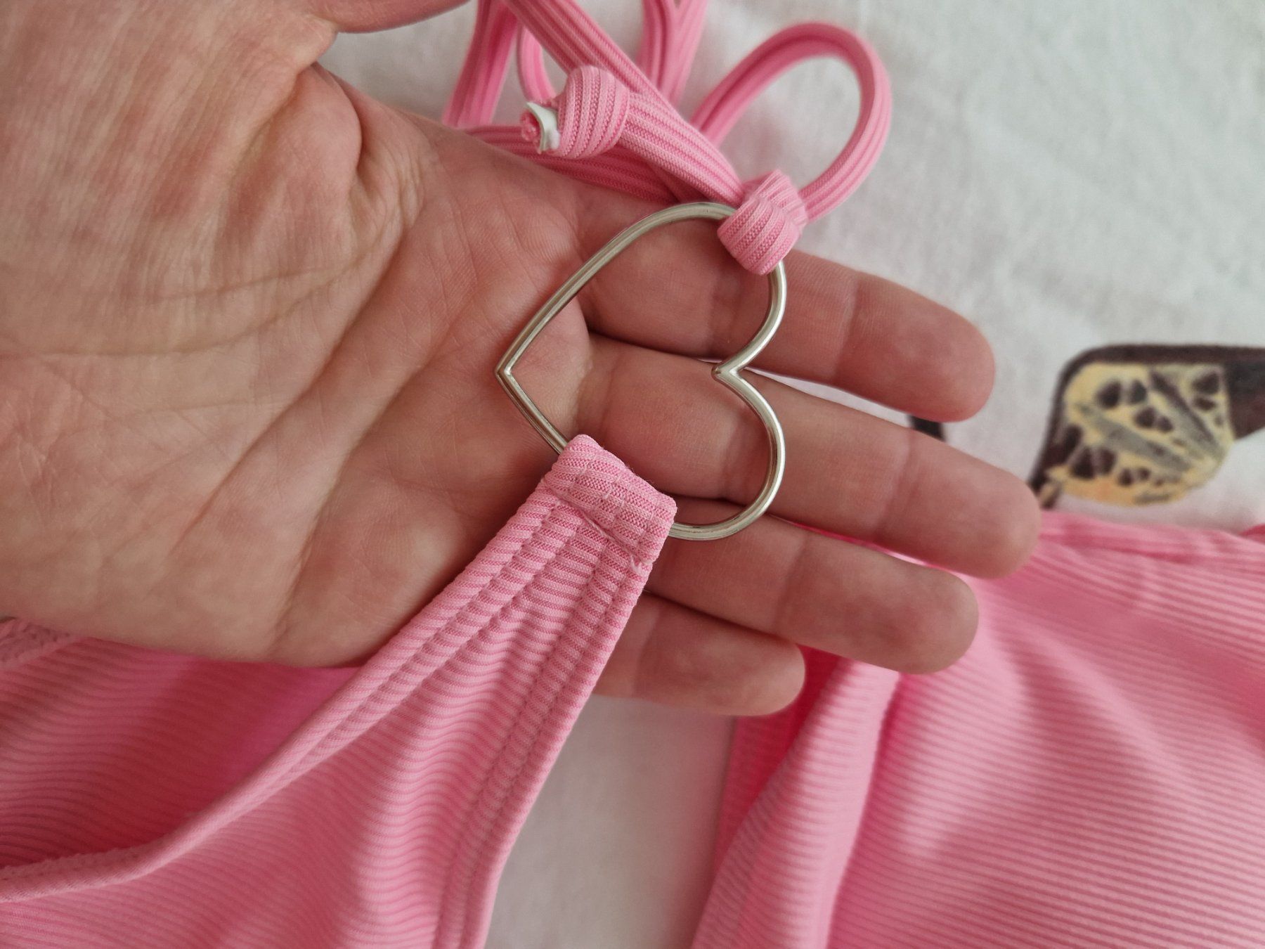 Badekleider & Bikinis: Bikini rosa Gr. L mit Herz Anhänger – Gebraucht aus Erlinsbach SO von ULIKH 4