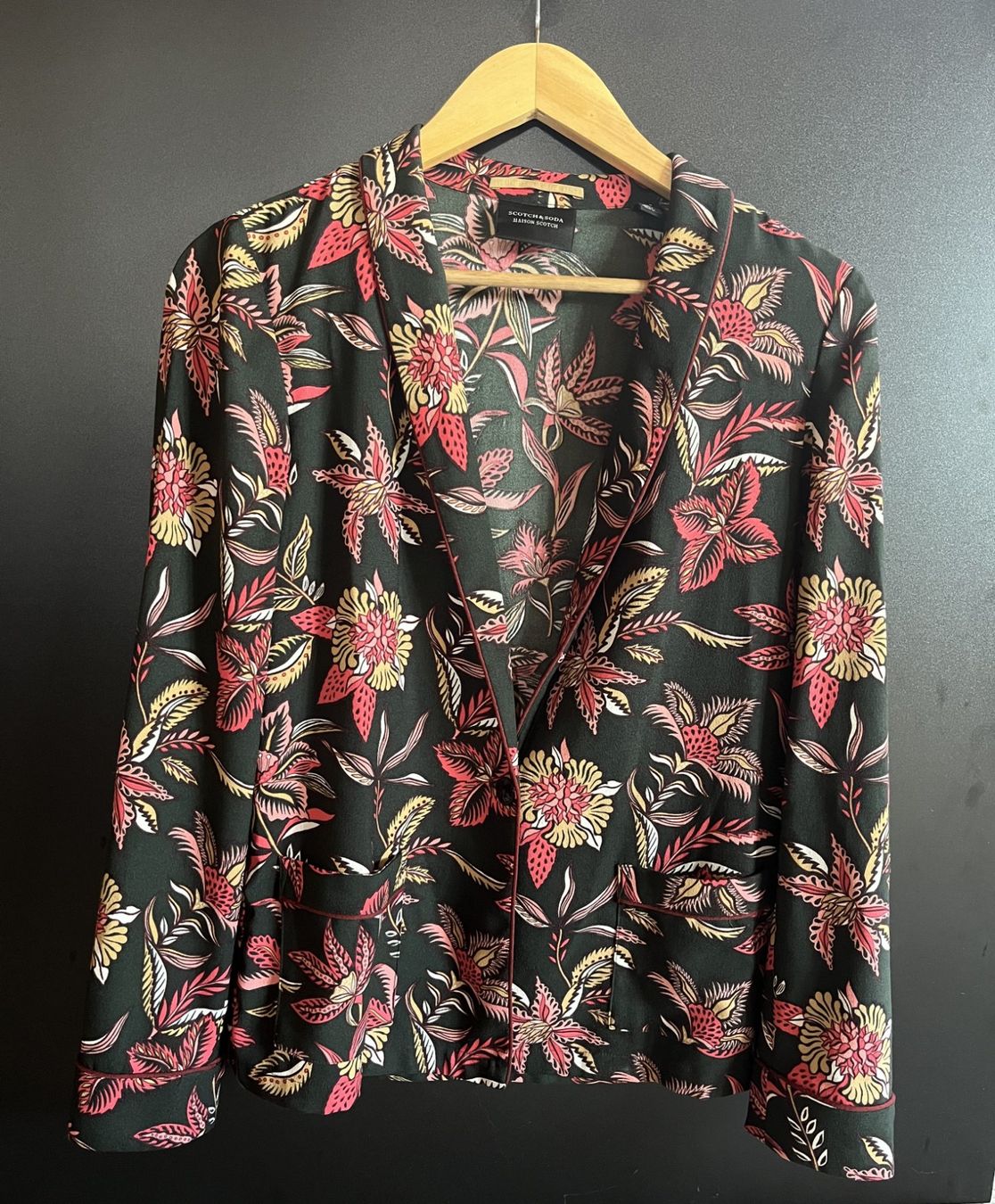 Maison Scotch Giacche: Blazer fin de Scotch and Soda – Usato da St. Ursen venduto da kat_g8z5