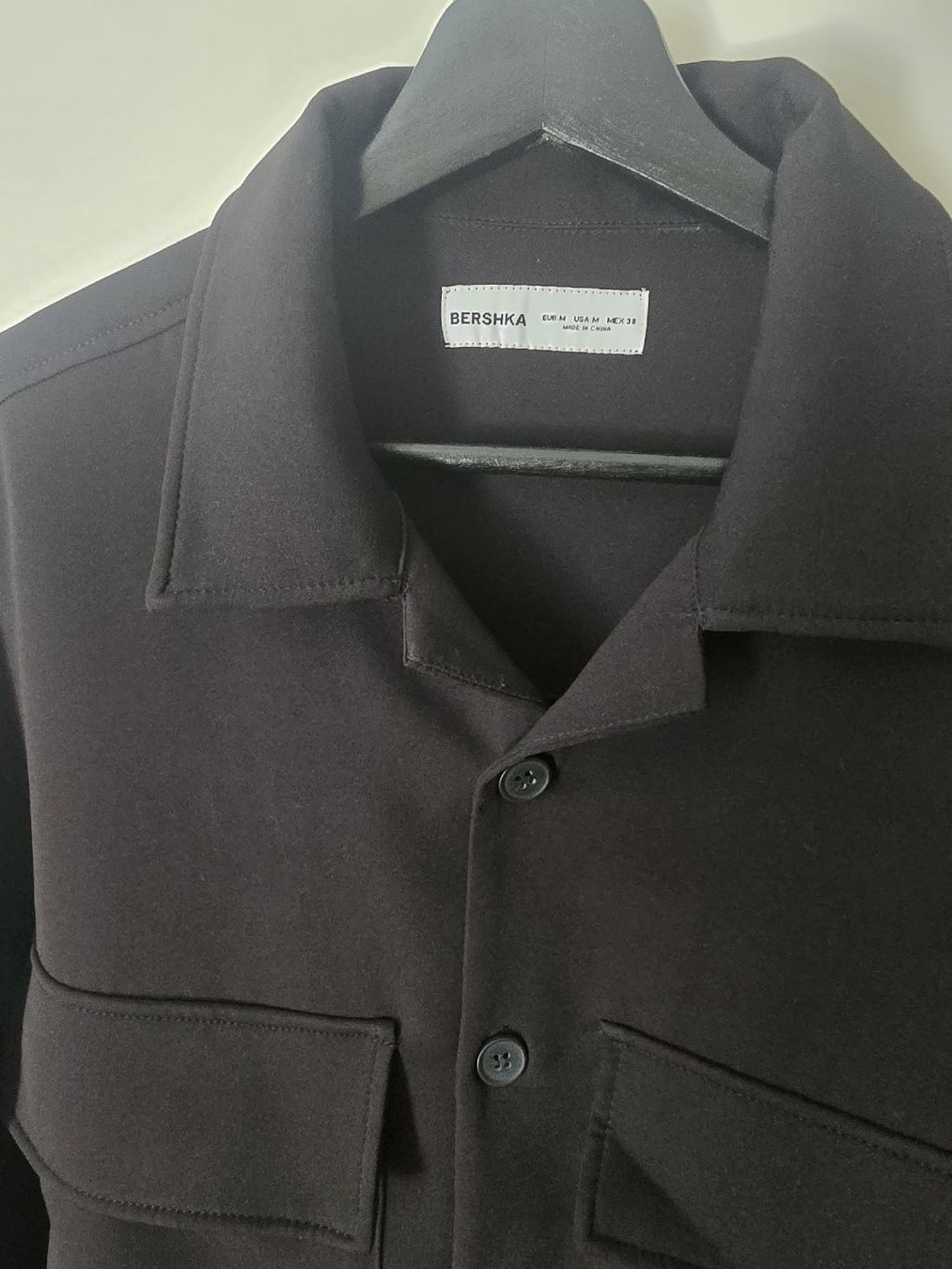 Bershka Giacche: Bombers noir taille M marque Bershka – Usato da St-Sulpice VD venduto da Celmi007 3