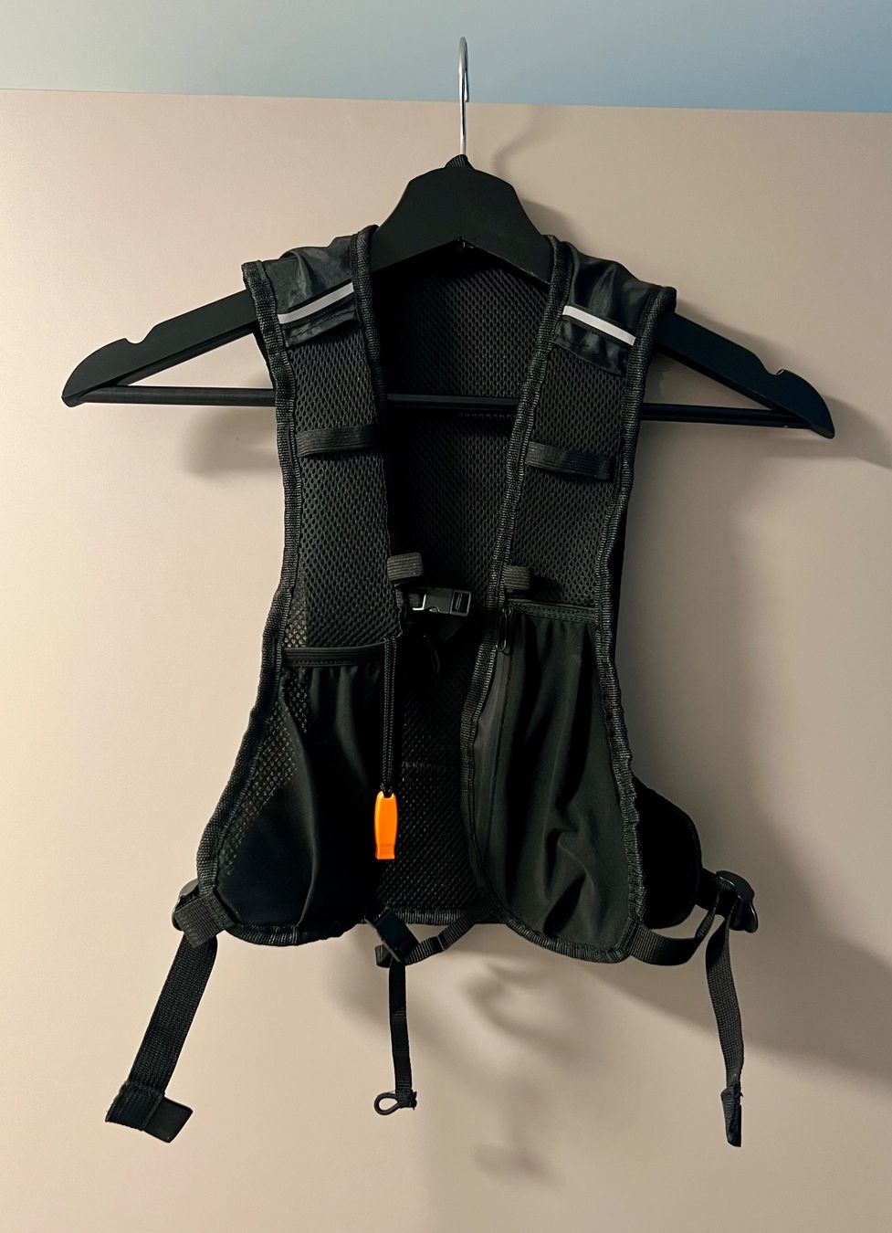Gilet & Giacche: Laufweste Crane, OneSize in schwarz – Usato da Seewen SZ venduto da Ponchen 1