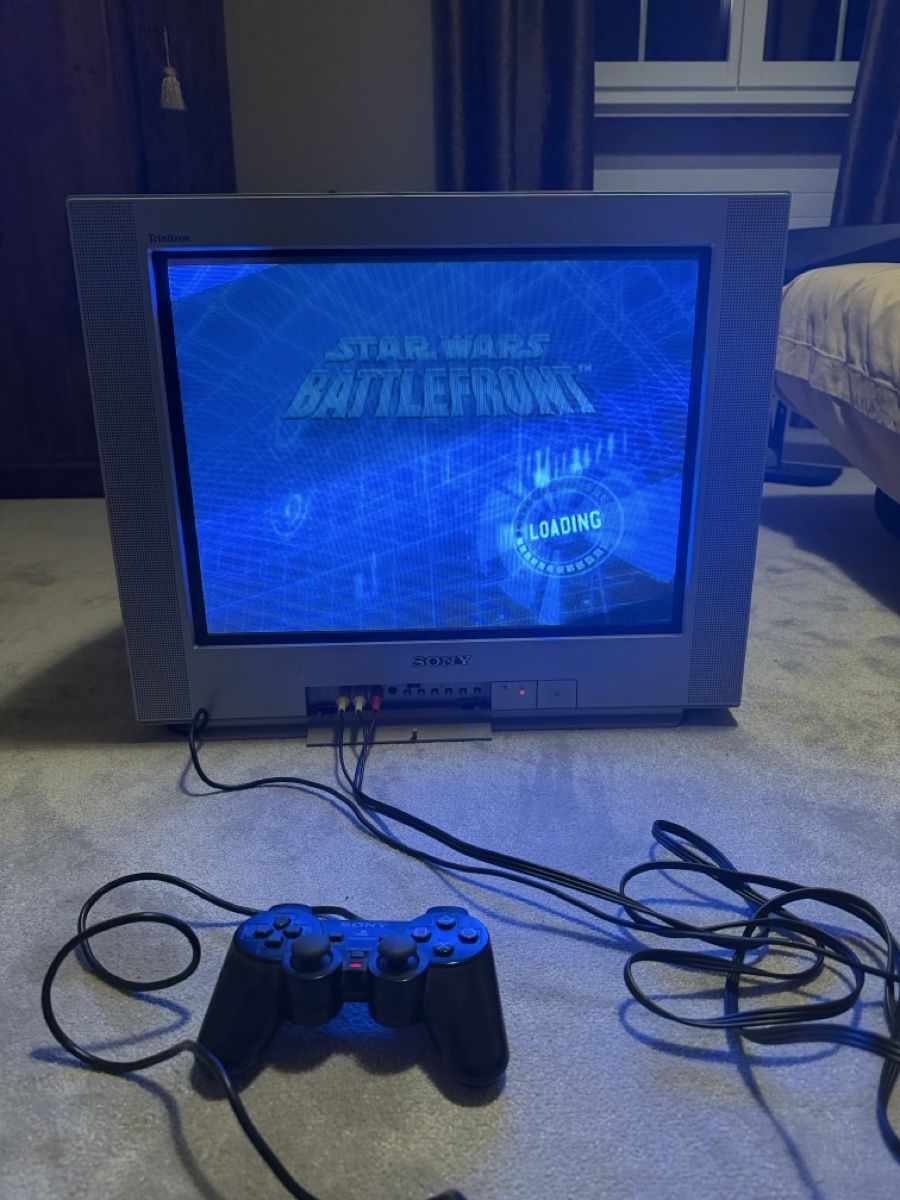 Sony Fernseher: Sony Trinitron KV-21FX30E CRT Röhrenfernseher – Defekt aus Meilen von
