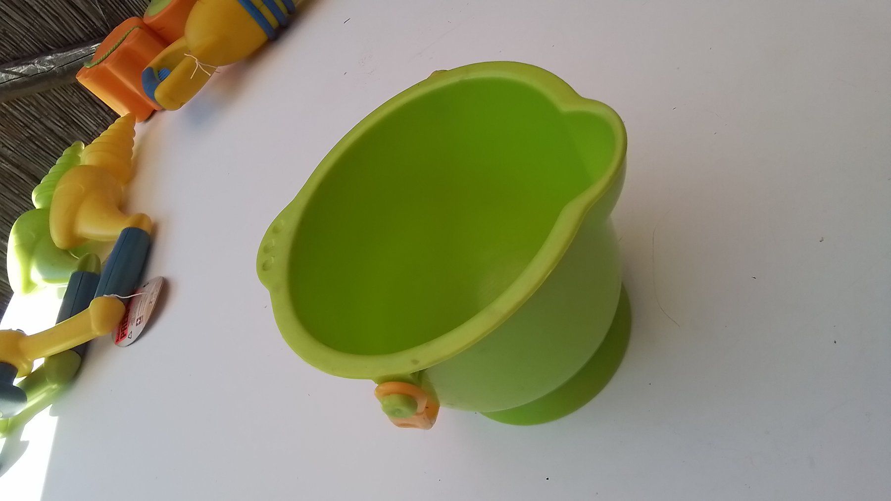 Giocattoli: Sandkasten Spielzeug kleiner Eimer – Nuovo (secondo la descrizione) da Oberurnen venduto da Zueger_Modellbahnen