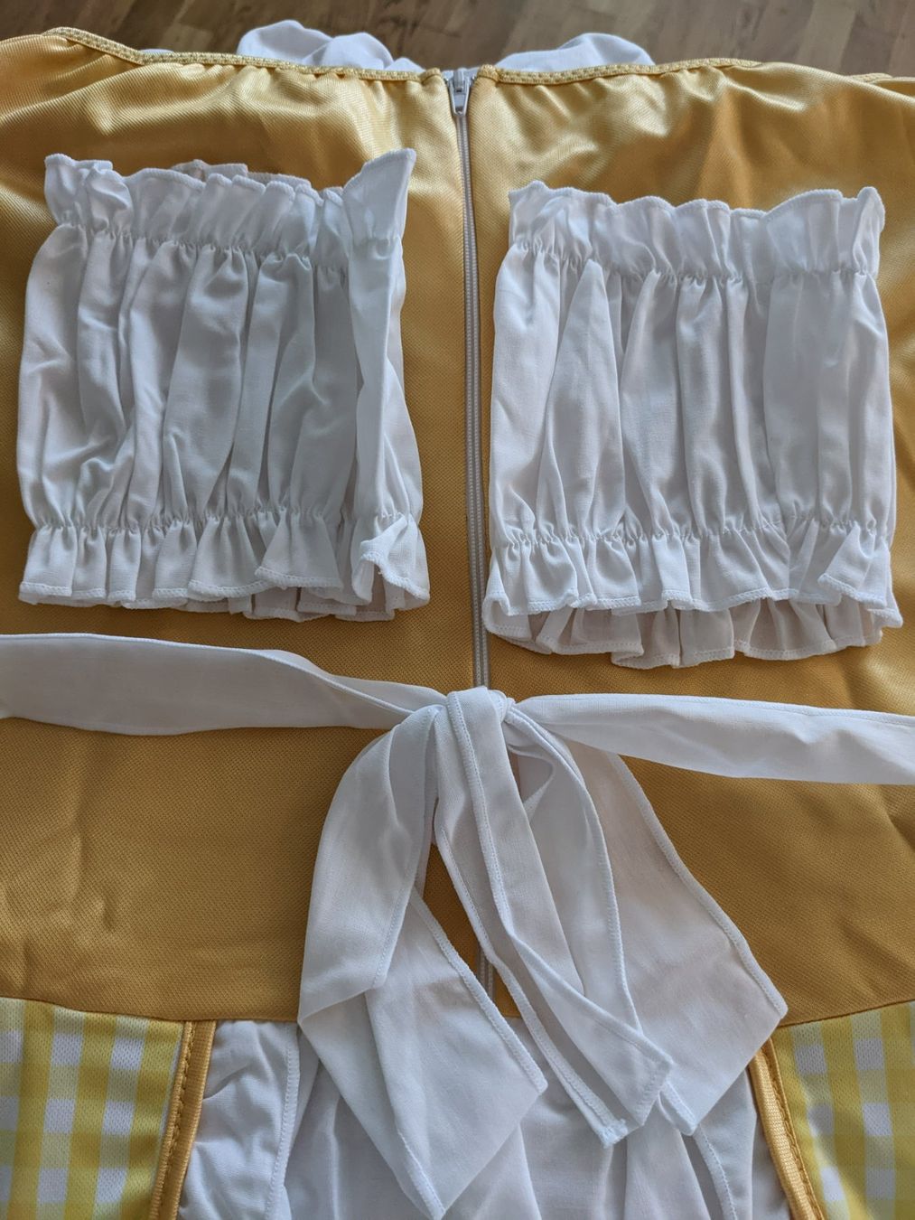 Costumi: Kostüm "Dirndl Goldi" Gr. S/M NEU! – Nuovo e nell'imballaggio originale da Benken SG venduto da olga81 5