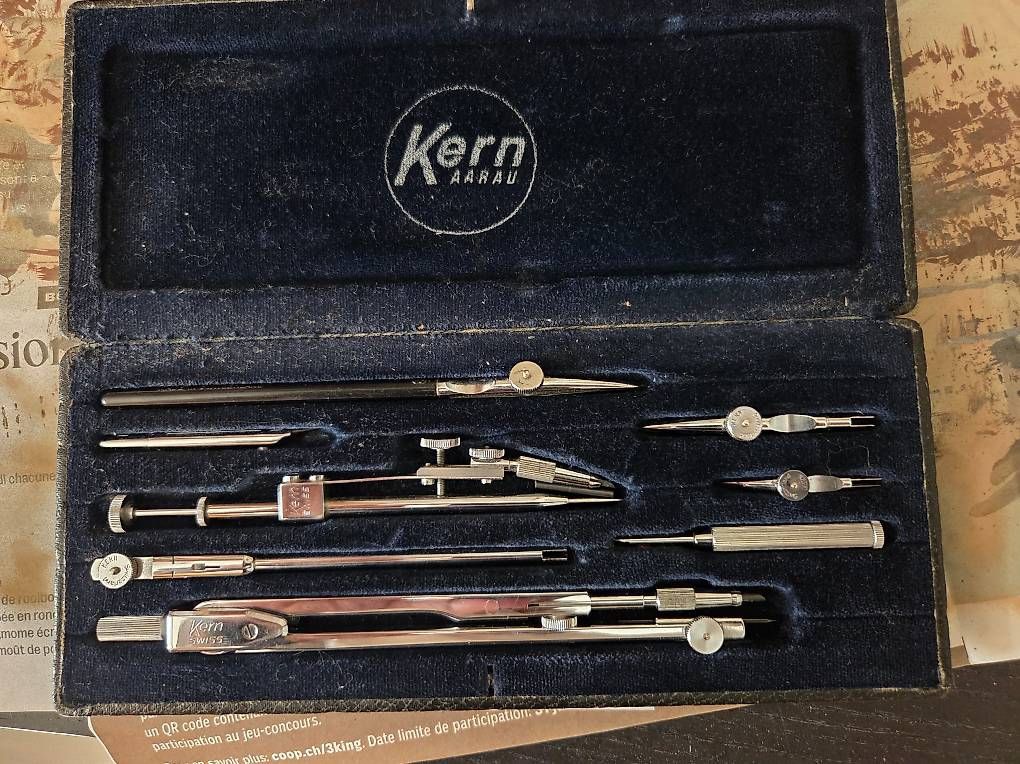Zirkel: Kern set compas – Gebraucht aus Bremblens von audit 1