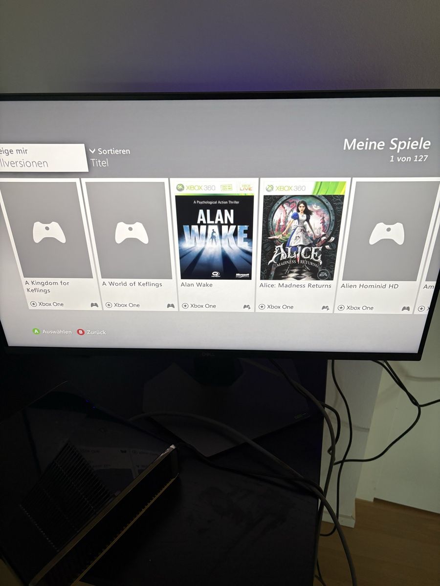 Microsoft Console: Xbox 360 Slim + 2 Controller + HDMI + viele Games – Usato da Aarau venduto da ruedinho 6