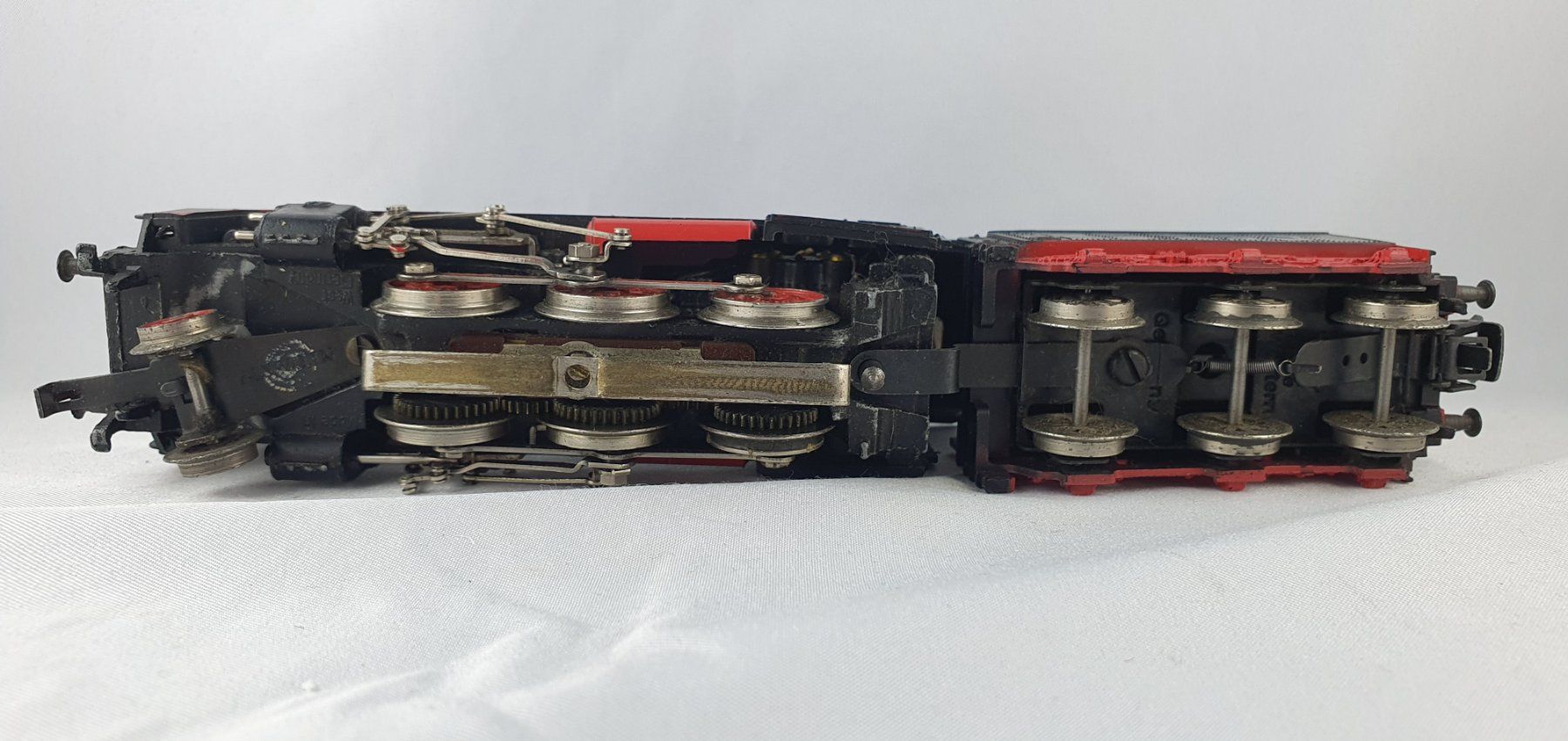 Märklin Modelleisenbahnen: Märklin 3003 .5 Dampflok mit Schlepptender BR 24 058 DB – Gebraucht aus Birr von waruco 4