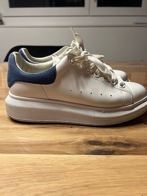 Scarpe da uomo: Alexander McQueen Klobige Sneakers mit Logo – Usato da Zürich venduto da baj_7tbs 1