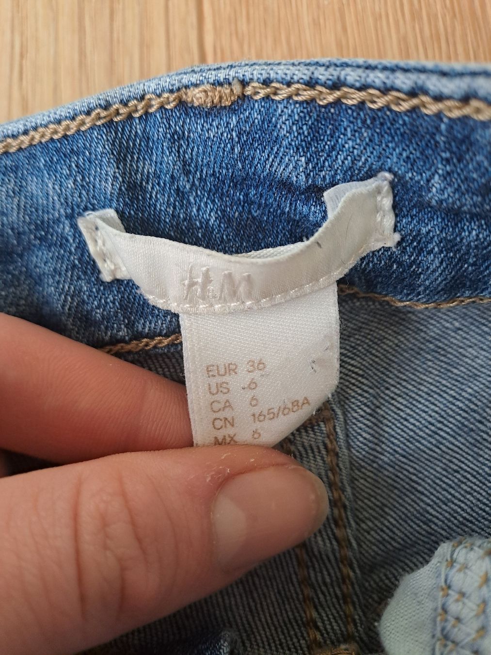 Pantaloni: 2x Mädchen Jeansshorts – Usato da Kaltbrunn venduto da Koschka75 1