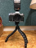 Konica Autoreflex T3 mit Blitz, mit Kamerastative