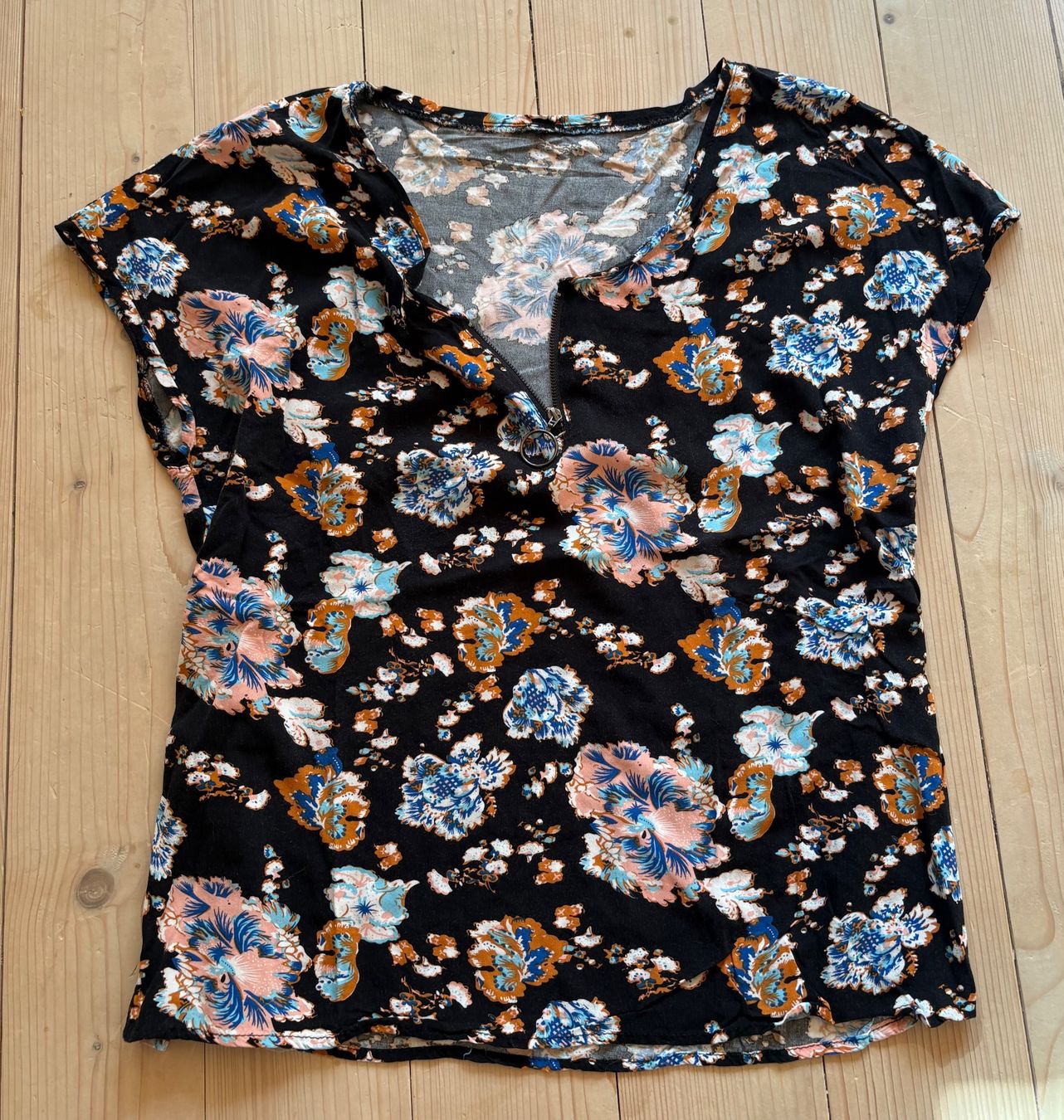 Camicette: Shirt /Top/ Bluse/Tunika Blumen Gr.L – Usato da Siblingen venduto da Vany_McDougall 7