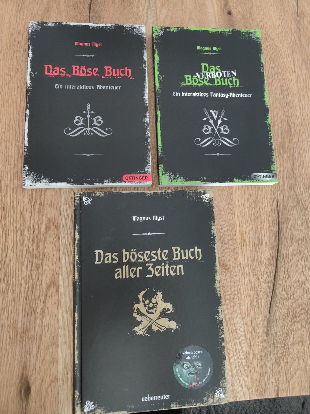 Livres: 3 Das Böse Buch interaktiv – Neuf (Voir description) à Möriken AG par Tigerente12