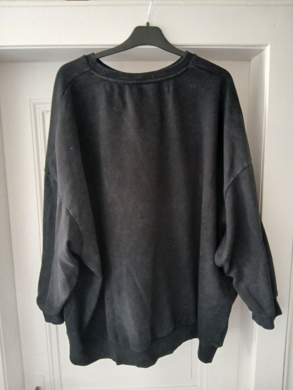 Maglioni & Felpe: Stranger Things Pullover, Gr. 58, Schwarz, Top Zustand! – Usato da Basel venduto da meh_cm2k 1