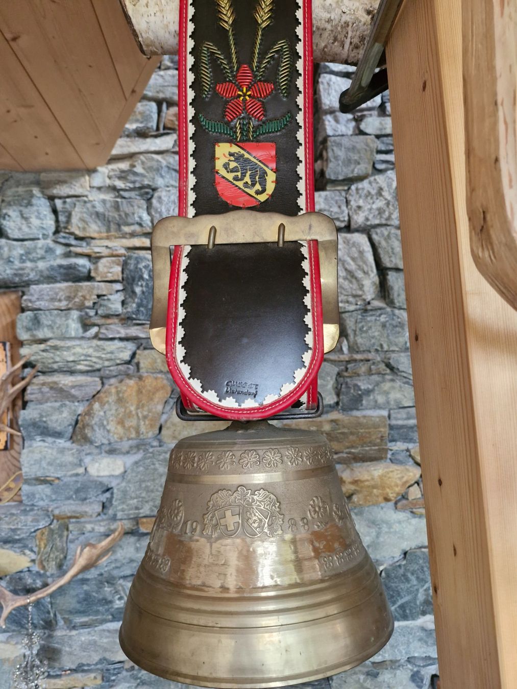 Cloches & sonnailles: Glocke Treichel – D'occasion à Guarda par rue_bpd7