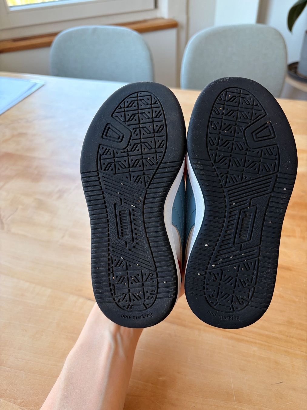 Puma Scarpe per ragazzi: Kinder Sneakers Puma Gr.28 – Usato da Bern venduto da EkatKhat 2
