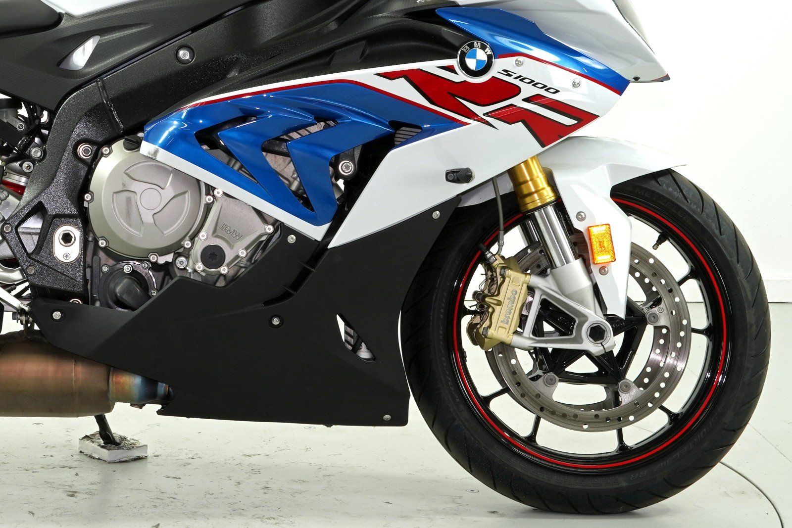 BMW Strasse: BMW S1000RR – Gebraucht aus Winterthur von MCW 4