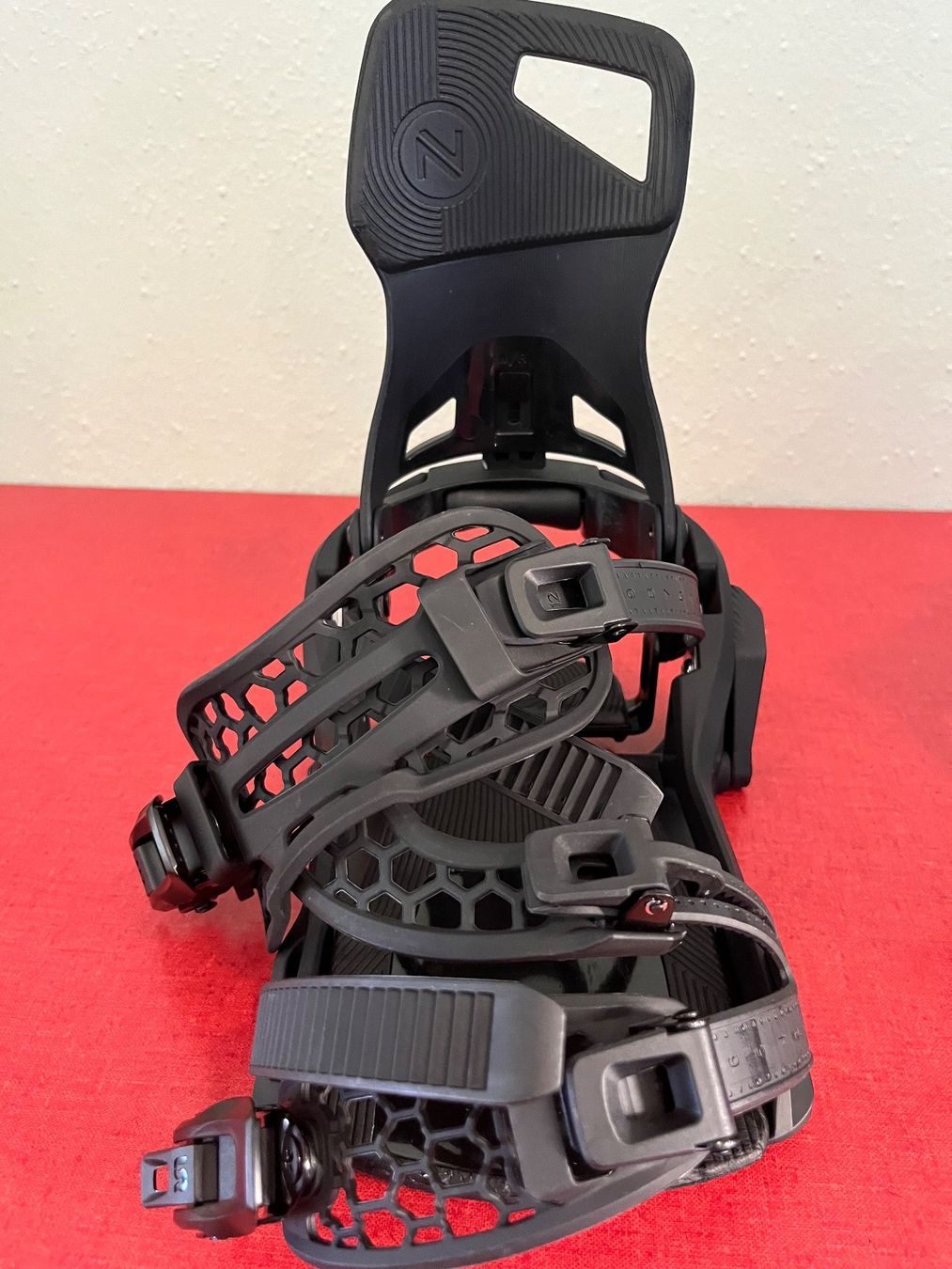 Nidecker Fixations: Nidecker Supermatic 2023/2024 Black M – D'occasion à Zürich par  2