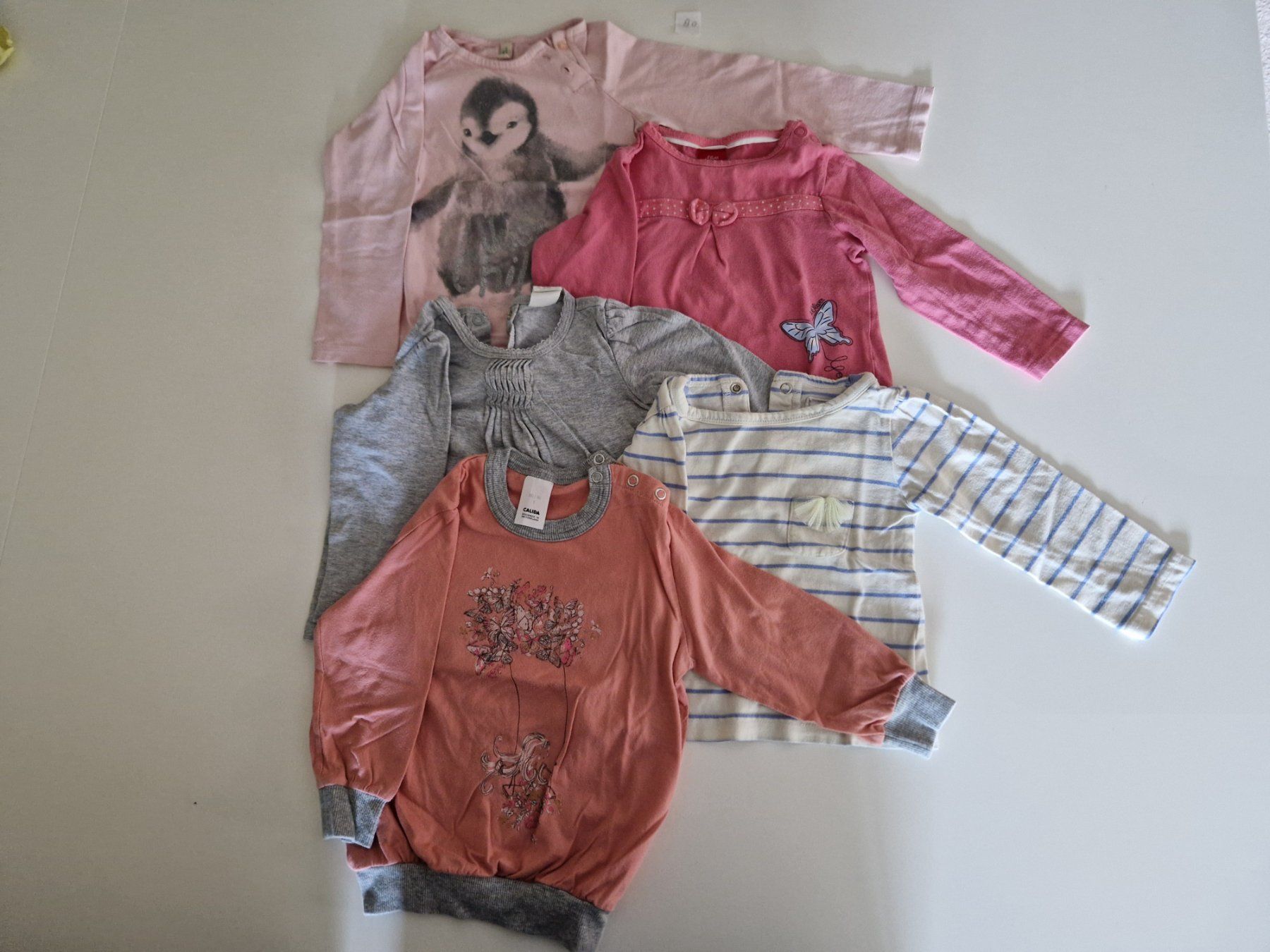 Lotti & Set di vestiti: Kleiderpaket 37 Teile Mädchen 80 – Usato da Unteriberg venduto da JMarty 7