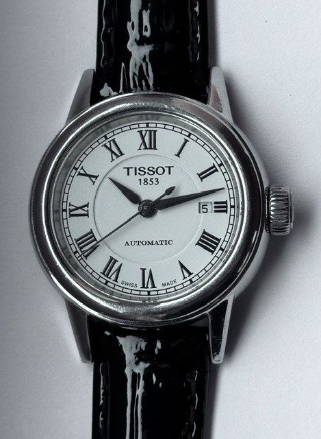 Tissot Orologi: TISSOT CARSON Automatic Lady - stylish in jeder Lebensphase – Nuovo (secondo la descrizione) da Buch am Irchel venduto da uberik