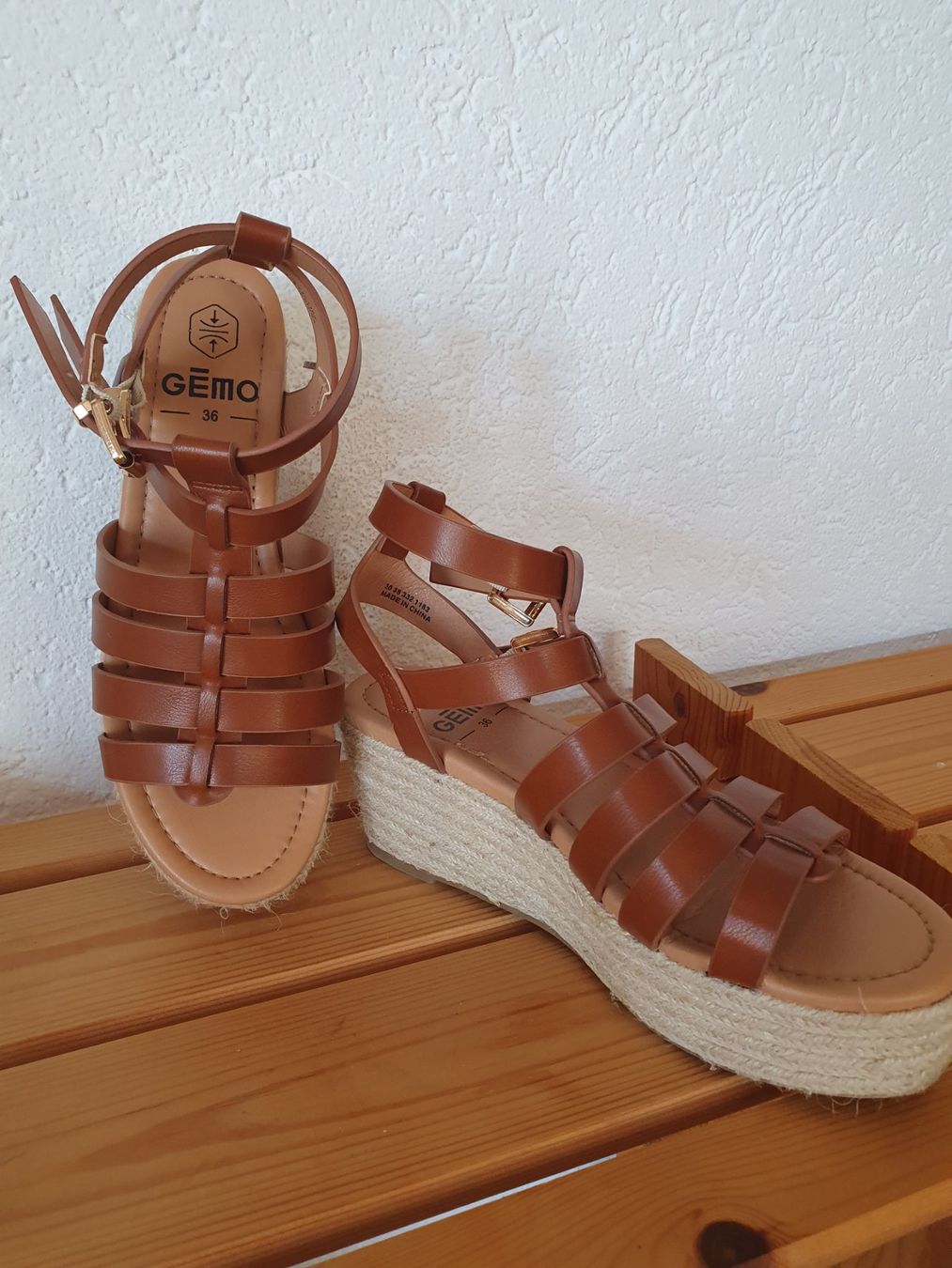 Scarpe da donna: Sandales marron taille 36 – Usato da Courroux venduto da sv235 2