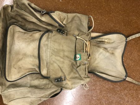 Kamarg Wanderrucksack gebraucht mit Lederapplikationen