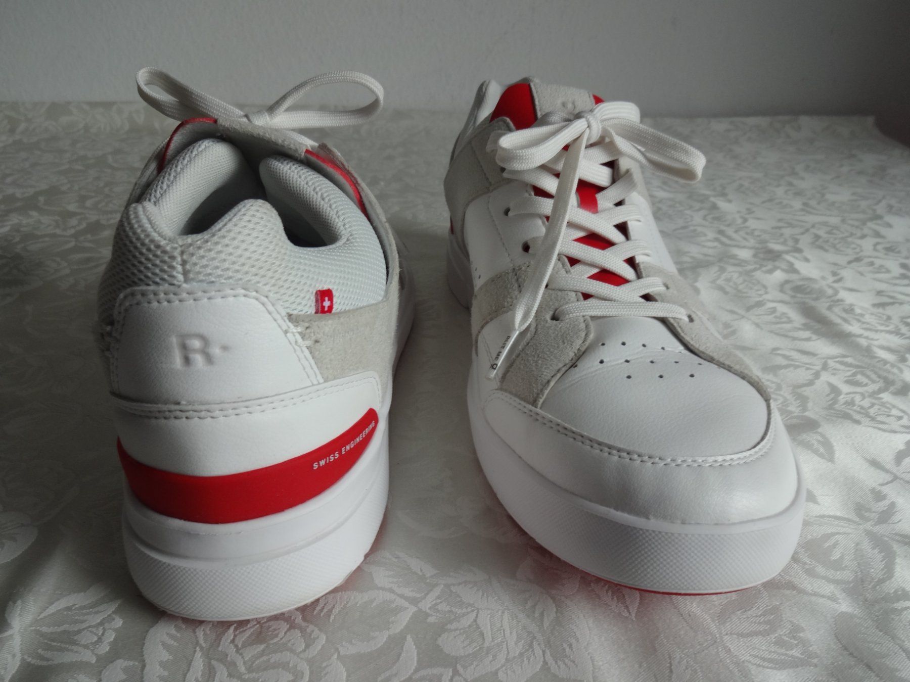 On Scarpe da uomo: ON  Schuhe Nr.44 – Nuovo (secondo la descrizione) da Frauenfeld venduto da Riaa 4