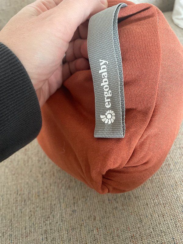 Ergobaby Porte-bébés ventraux & dorsaux: Baby wrap copper colour – D'occasion à Basel par fra_zg8p 2