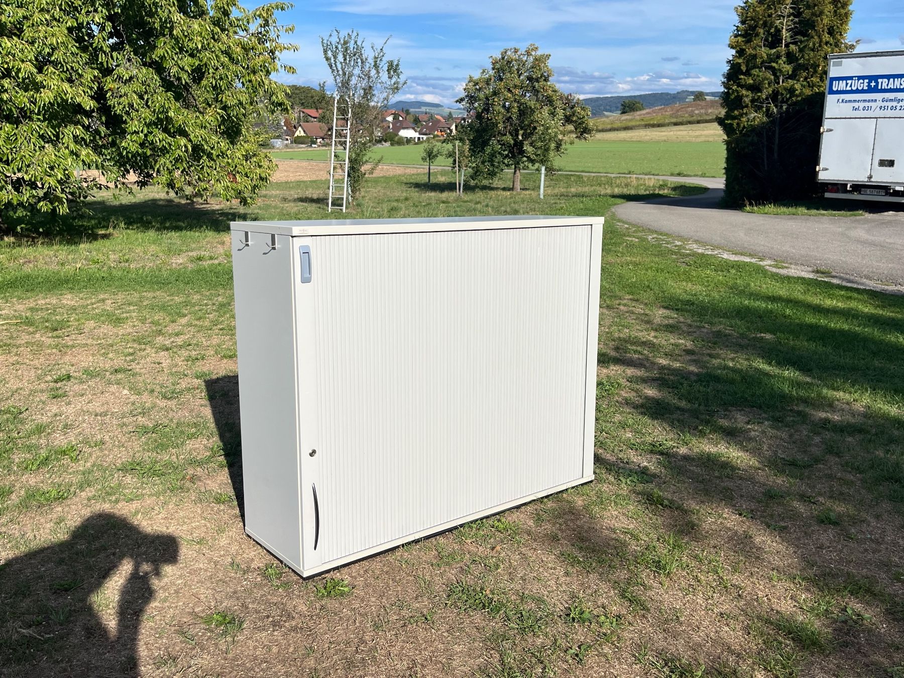 Schränke: Büromöbel mit Rolltüre – Gebraucht aus Allmendingen b. BE von juair 7