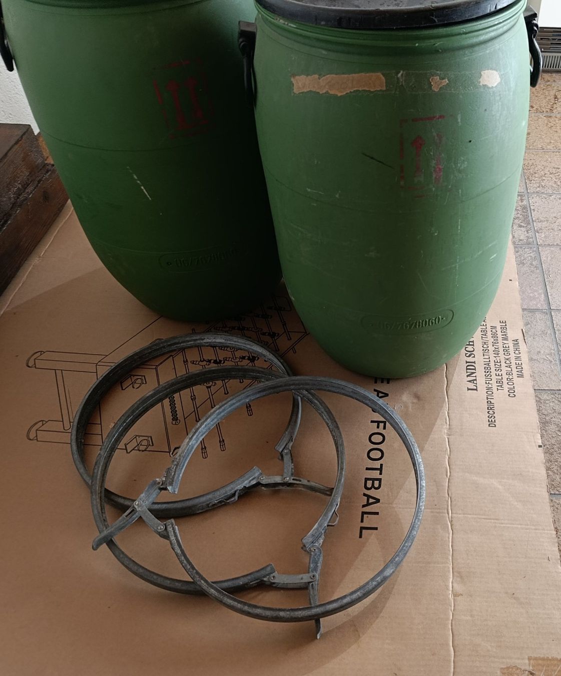 Accessori: Retro-Industrie-Kunststofffässer grün – Usato da Olten venduto da Astrith 5