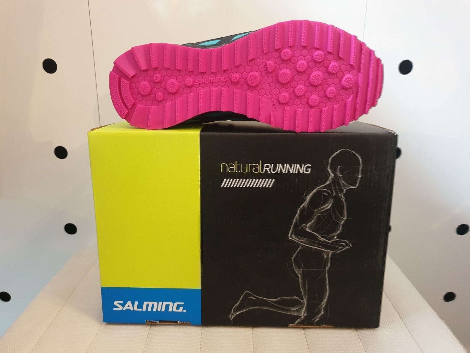 Scarpe da donna: SALMING TRAIL T2      Gr. 36 – Nuovo e nell'imballaggio originale da Zürich venduto da LIQUIDATOR.CP 2